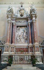 Altare della Beata Vergine del Rosario, Duomo di Massa