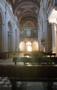 Navata della Cattedrale di Massa